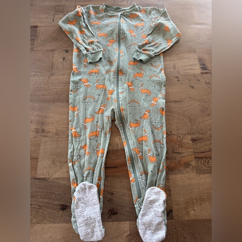 Pekkle Kids One Piece Pajamas footies Dinosaur Print size 3 years